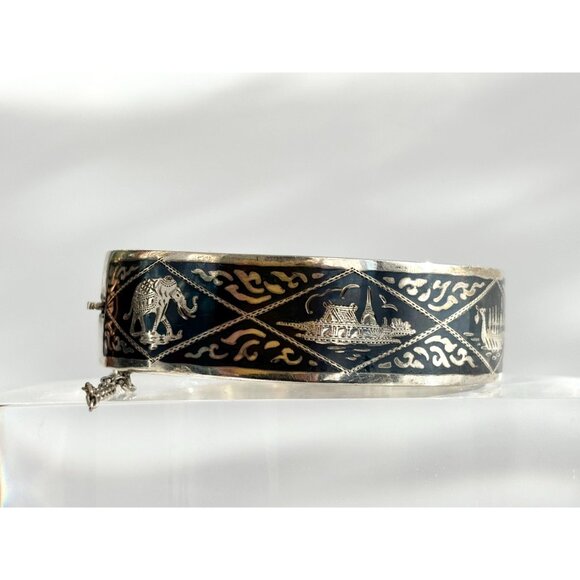 Siam Sterling Silver 925 Hand Carved Hinged Vintage Bangle Bracelet | Bangle - Picture 4 of 13
